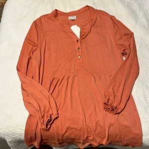 Wonderly 3/4 sleeve Shirt NWT